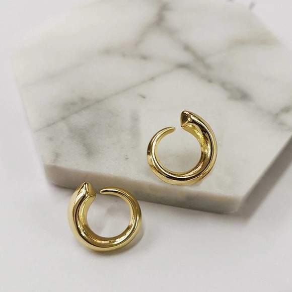 Open Huggie Hoop Earrings Plated 18k Gold - Picture 4 of 5